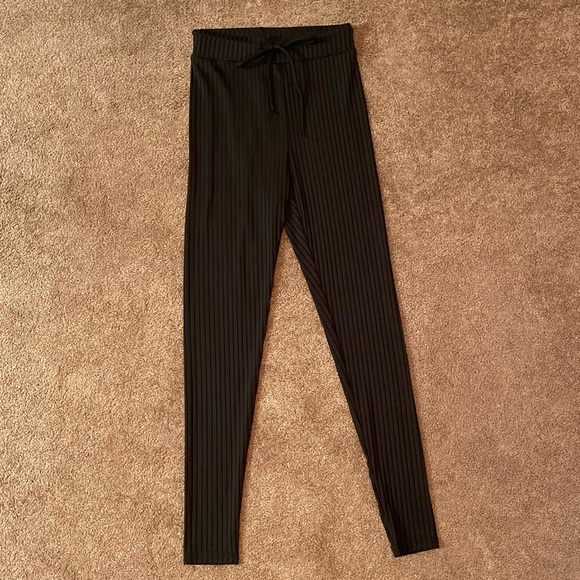SHEIN SXY Rib-Knit Drawstring Leggings - Picture 2 of 6